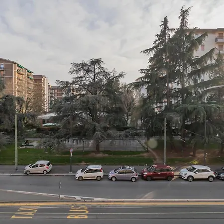 I Host - Rembrandt 56 Apartment Milan